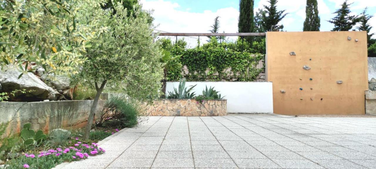 Paklenica Sport Apartments Starigrad Paklenica Eksteriør bilde