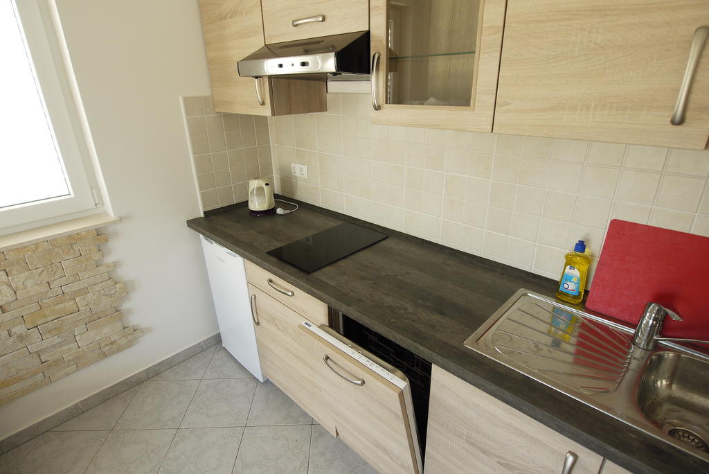Paklenica Sport Apartments Starigrad Paklenica Rom bilde