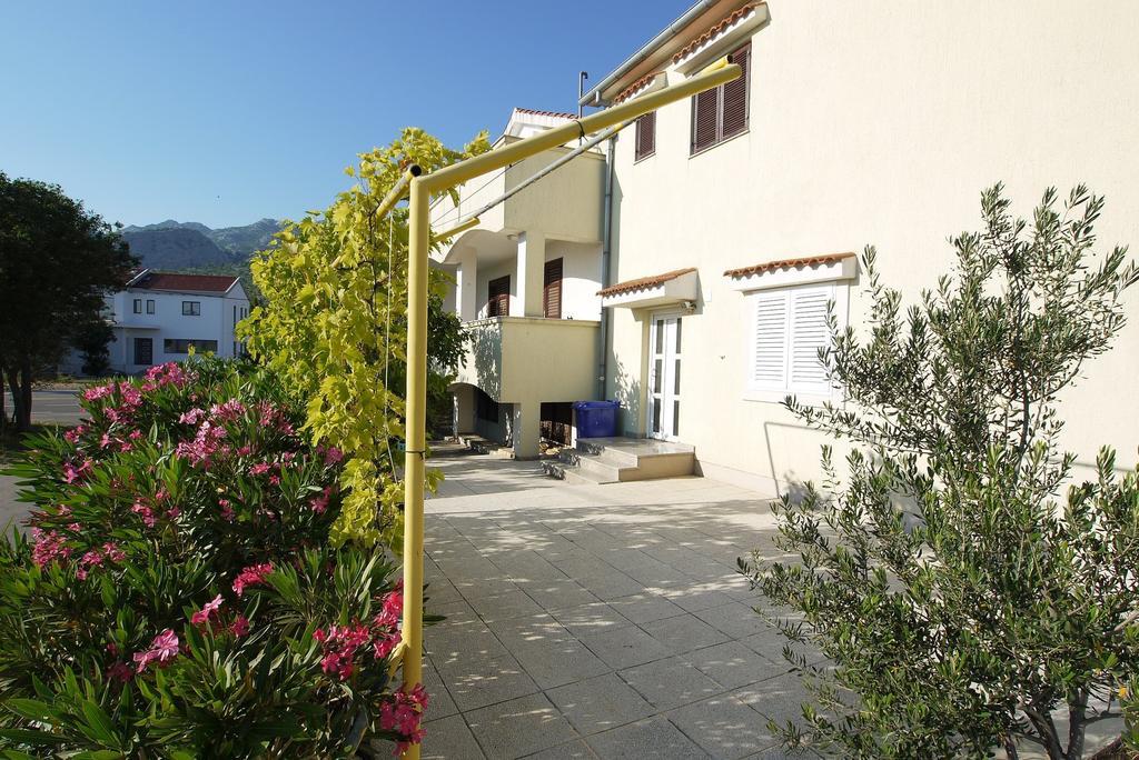 Paklenica Sport Apartments Starigrad Paklenica Eksteriør bilde